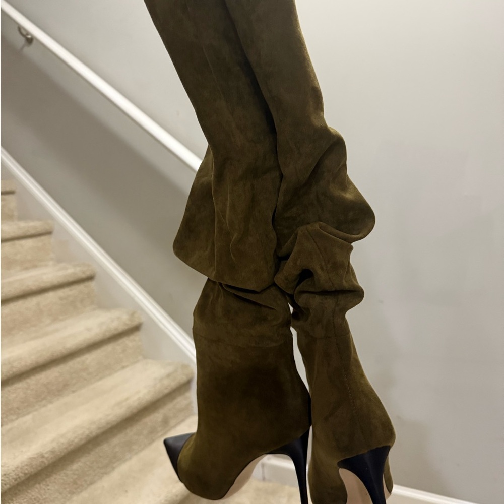 Elegant Olive Suede Stiletto Boots - knee high - Picture 9 of 11